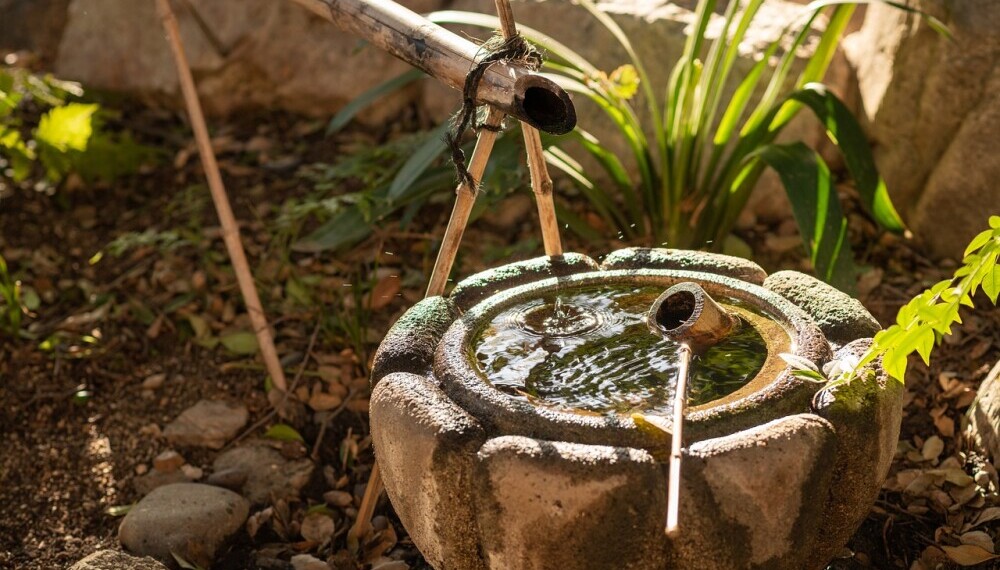 Japanese Water Fountains-tsukubai